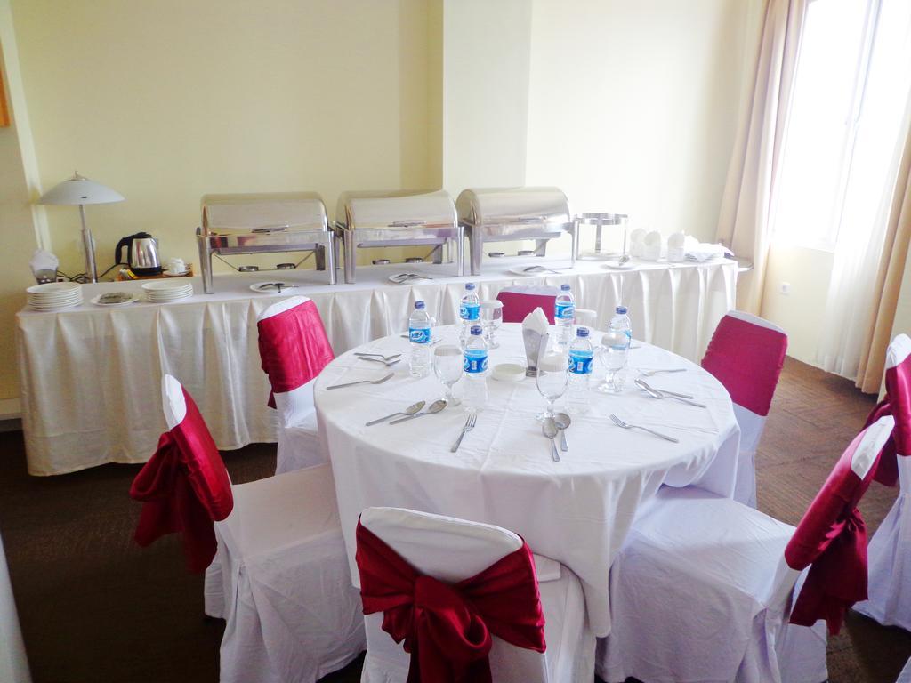 Sapadia Hotel Siantar Пематангсиантар Экстерьер фото