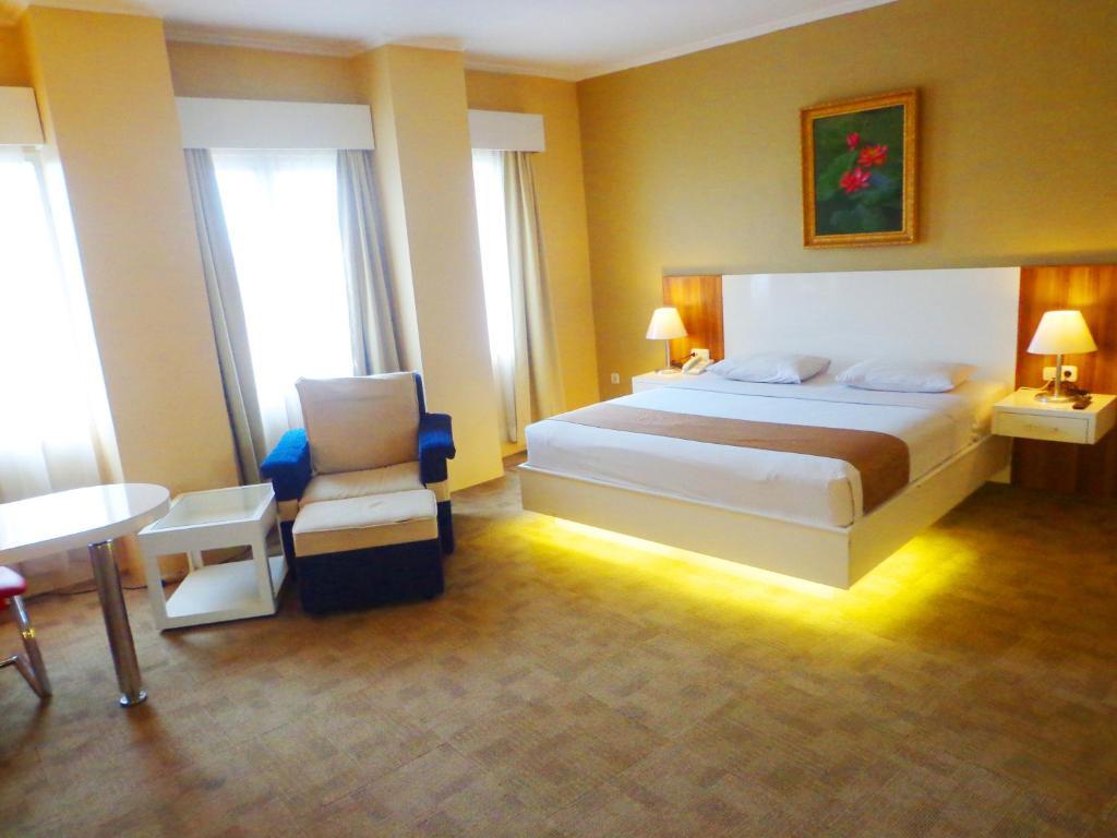 Sapadia Hotel Siantar Пематангсиантар Экстерьер фото